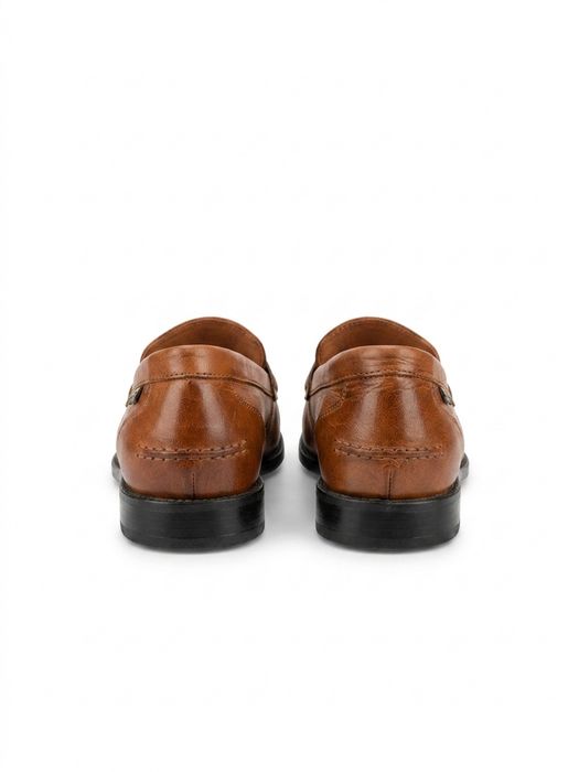 Класичні шкіряні лофери від елітного британського бренду russell & bromley.