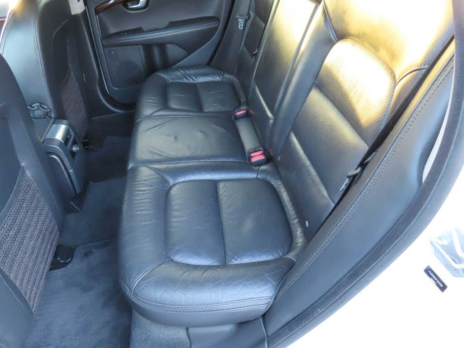 Volvo XC70      2015