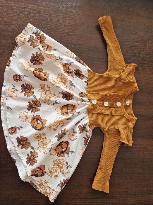 Sukienka musztardowa kwiaty 80