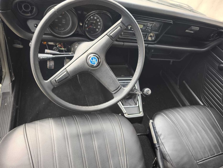 Mazda 818 Station Wagon de 77 — photo 5