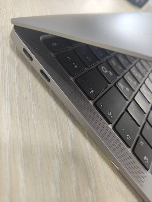 Ноутбук Apple MacBook Air A2337