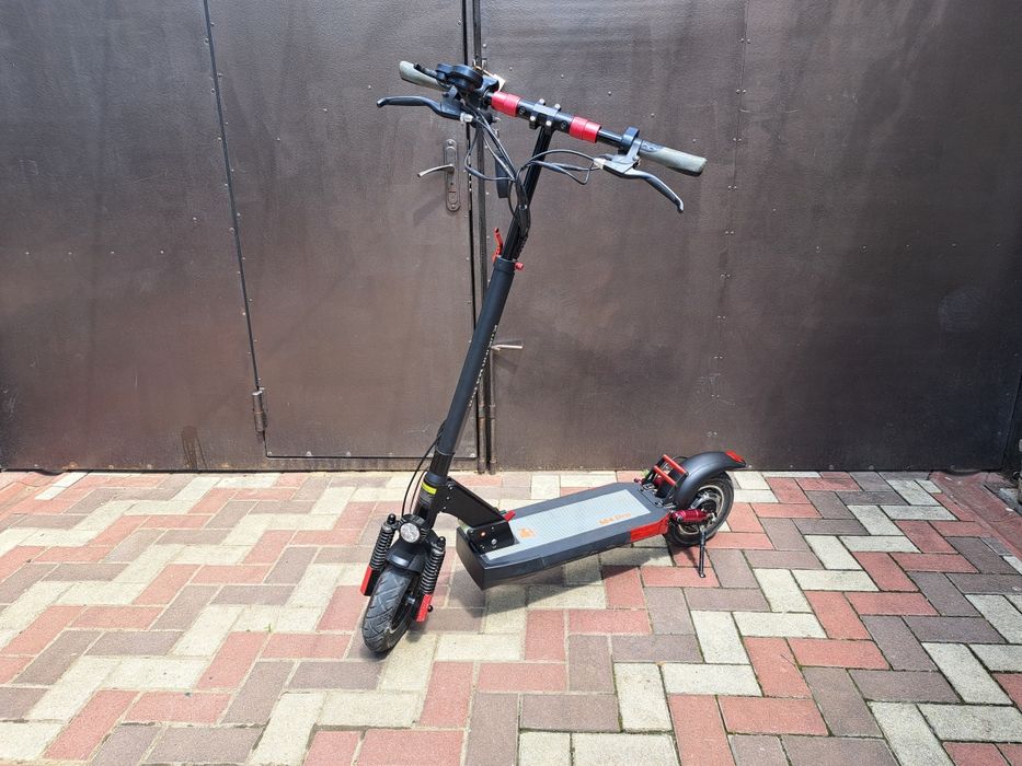 Електросамокат Kukirin m4 pro