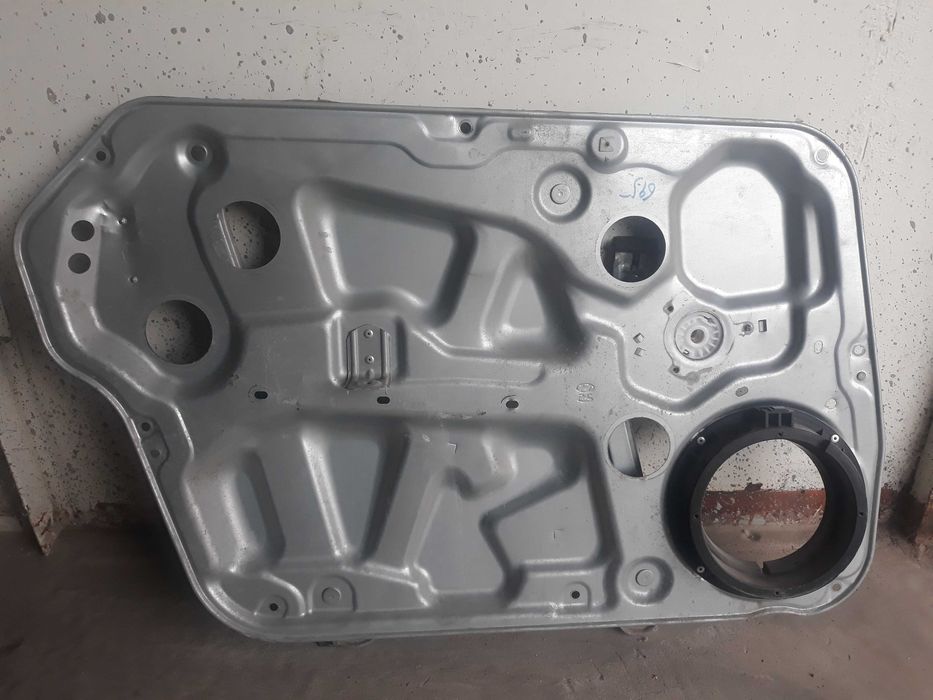 Продам дверную карту на Hyundai Sonata