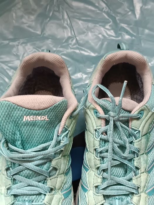 кроссовки женские трекинговые Meindl