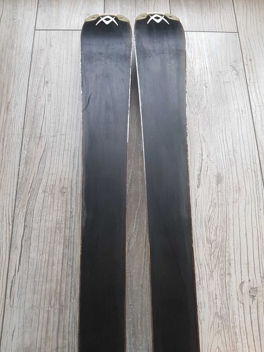 Narty Volkl Twenty-Two 156 cm. Damskie