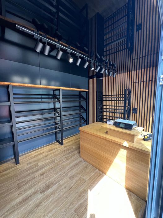 Kontener pawilon sklep  w centrum Skarżysko Kam.