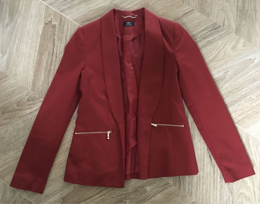 Czerwona marynarka żakiet XS F&F