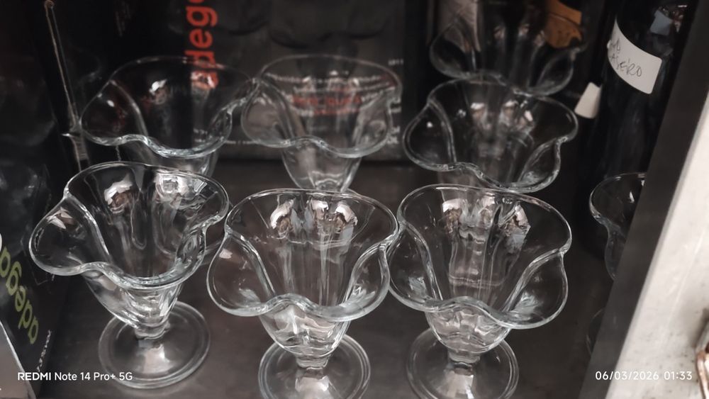 Copos, chávenas, taças sobremesa, copos shot