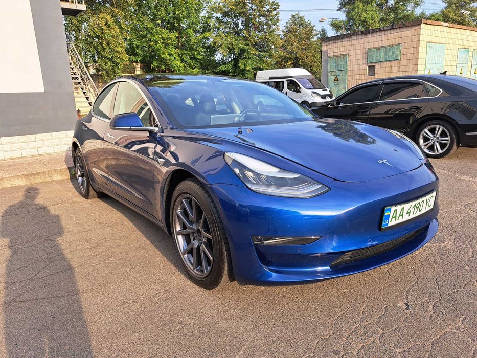 Tesla Model 3 Standart +