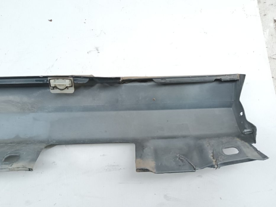 Embaladeira Plástica Esquerdo - MERCEDES-BENZ C-CLASS (W204) | 07 - 15