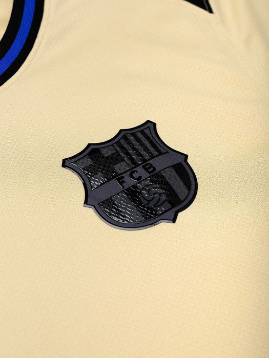 Camisola Nike Dri-Fit FC Barcelona 2025/26 Stadium Away (M)