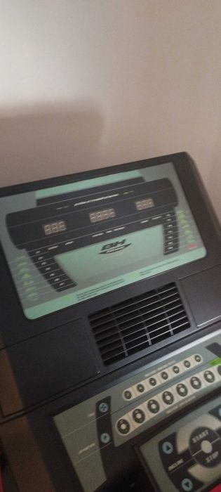 Passadeira com pouco uso da BH