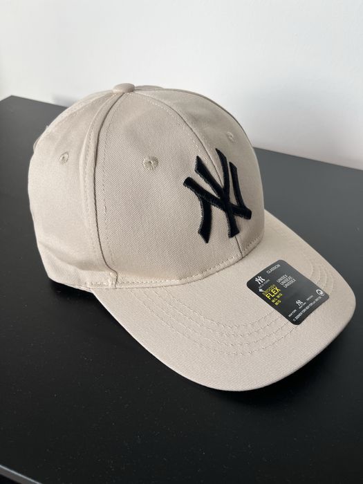 Boné New Era Bege