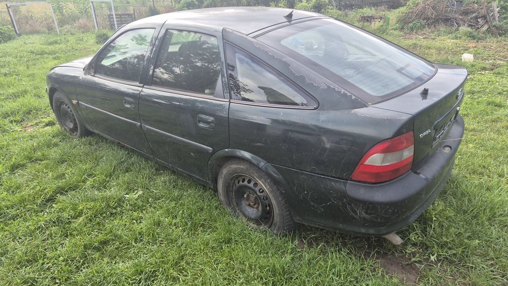 Срочно Open vectra b 2.0 без торга