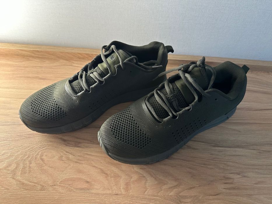 Кросівки M-Tac 43 розмір, хакі