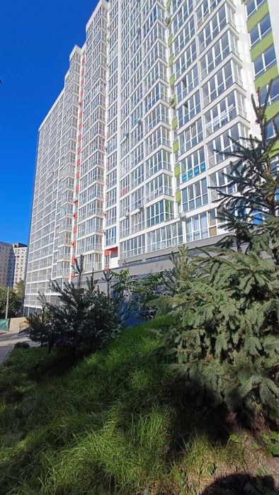 Продам смарт ЖК Акварель 3 Пишонівська зданий будинок, лоджія(303-004)