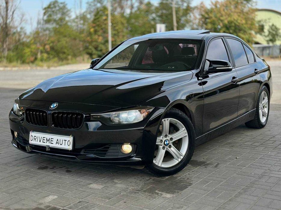 BMW 328i F30 2012