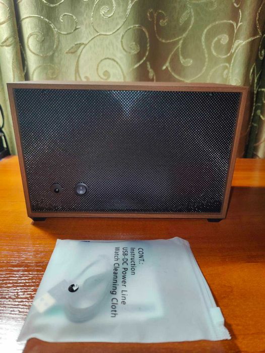 Боксы с вращающимися механизмами и подсветкой  для механических часов.