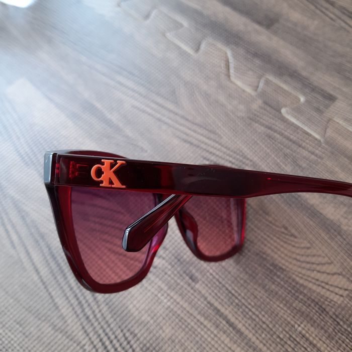Oculo de sol calvin klein originais