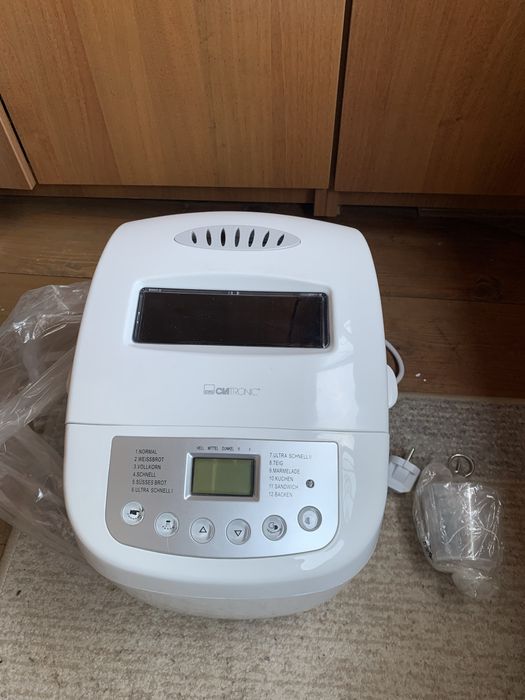 Хлібопічка Clatronic BBA 3364