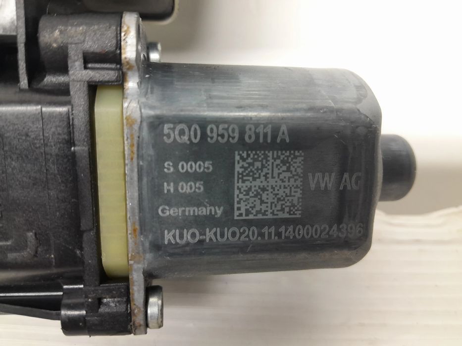 Motor vidro trás esquerdo SEAT Leon (5F1)