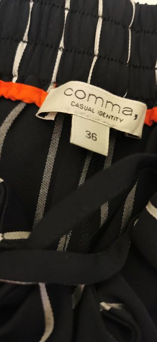 Comma - świetne granatowe spodnie/dresy w pasy roz. 36,