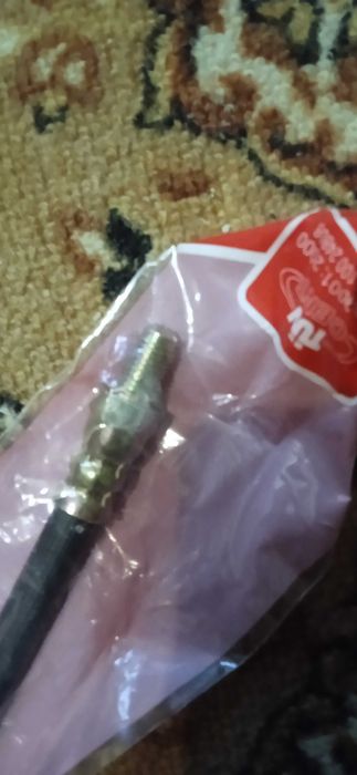 Шланг гальмівний