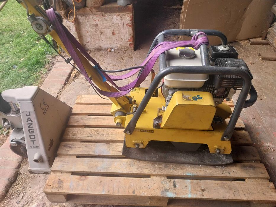 Zageszczarka 130kg Honda