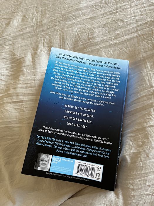 Livro “Ugly Love”