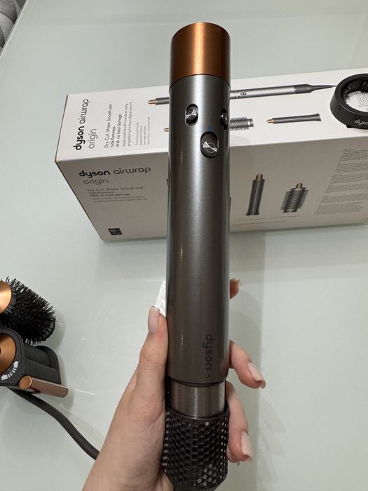 Dyson Airwrap Origin + Etui.