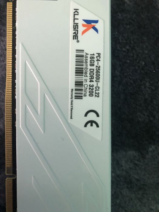 оперативна пам ять 16 гб ddr4 3200 KLLISRE