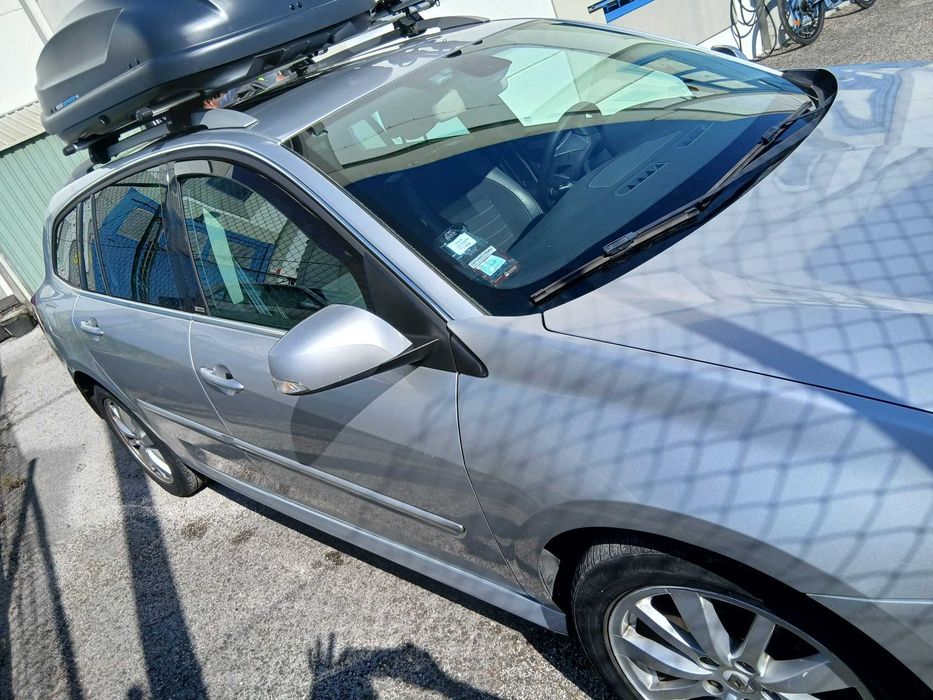 Renault Laguna III Grandtour 2.0dCi 150cv 4Control 2011