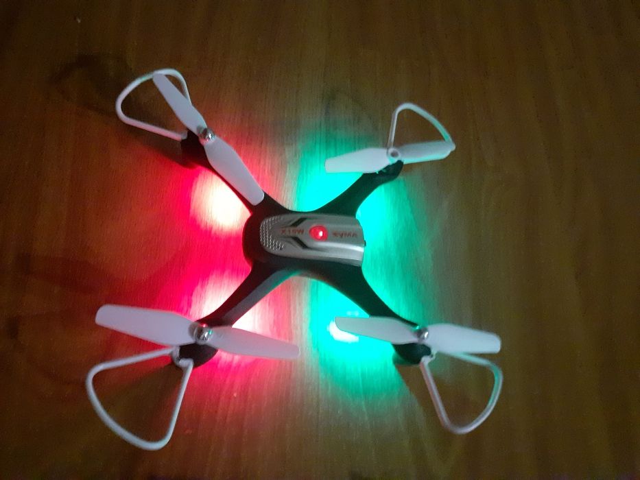 Дрон іграшковий syma X15W