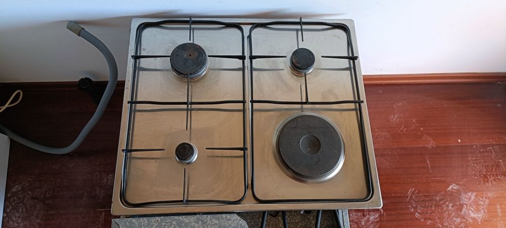 Forno com fogão TEKA