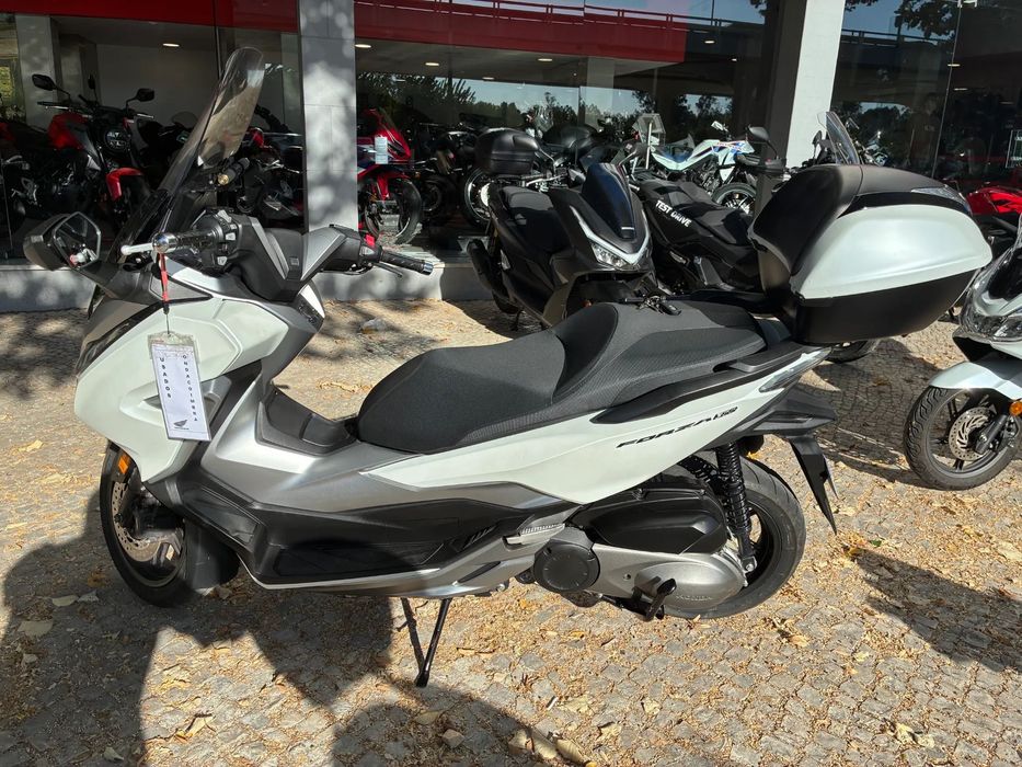 Honda Forza 300 IA