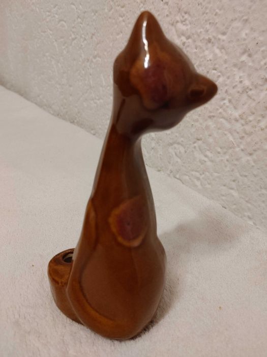 Kot ceramiczny z  lat 60