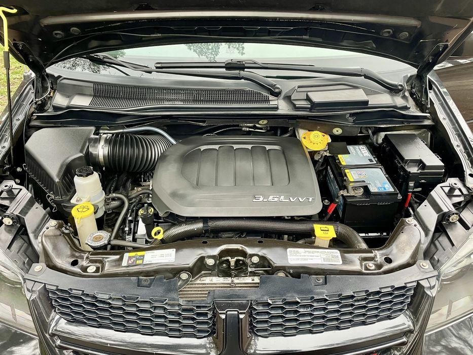 Додж Гранд Караван 2016