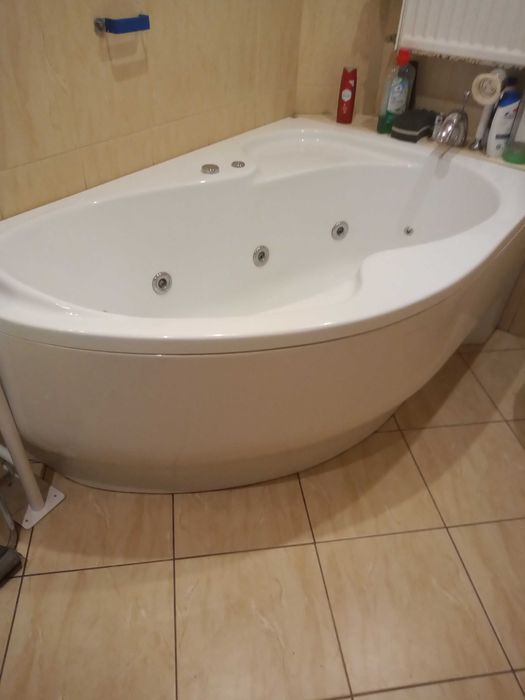 Wanna z hydromasażem