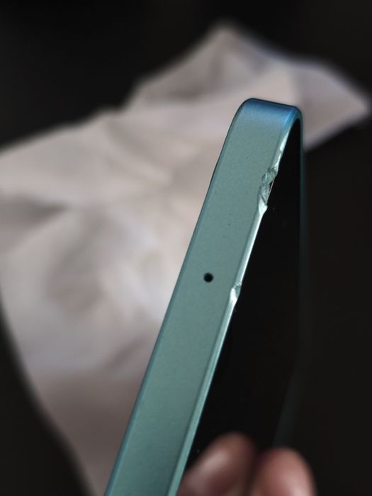 Samsung a16 light green