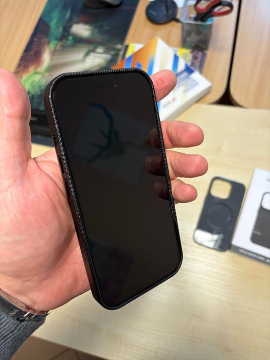 iPhone 16 Pro 128 GB Black Titanium | 89% | pudełko + 2 etui