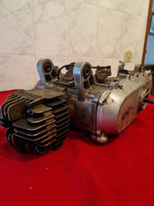 Suzuki FA 50 - Motor e peças