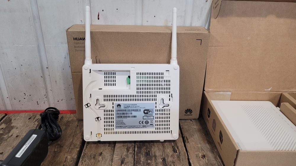 Wi-Fi Роутер " HUAWEI "