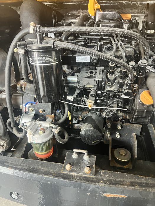 Mini guiratori 2 ton yanmar 20.5 kw Nova, cabine 27 cavalos
