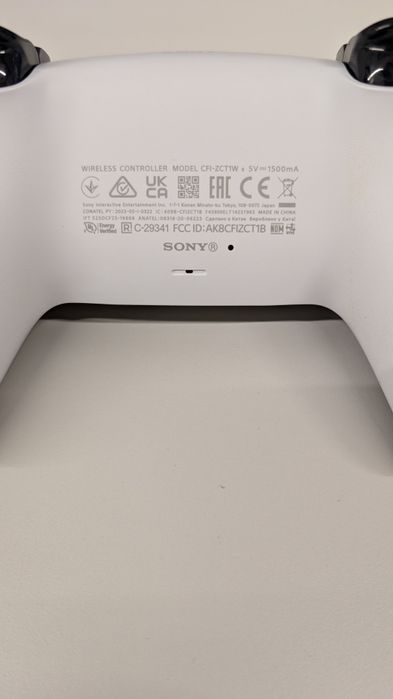 2x Бездротові геймпади Sony PlayStation Dualsense (Чорний та Білий)