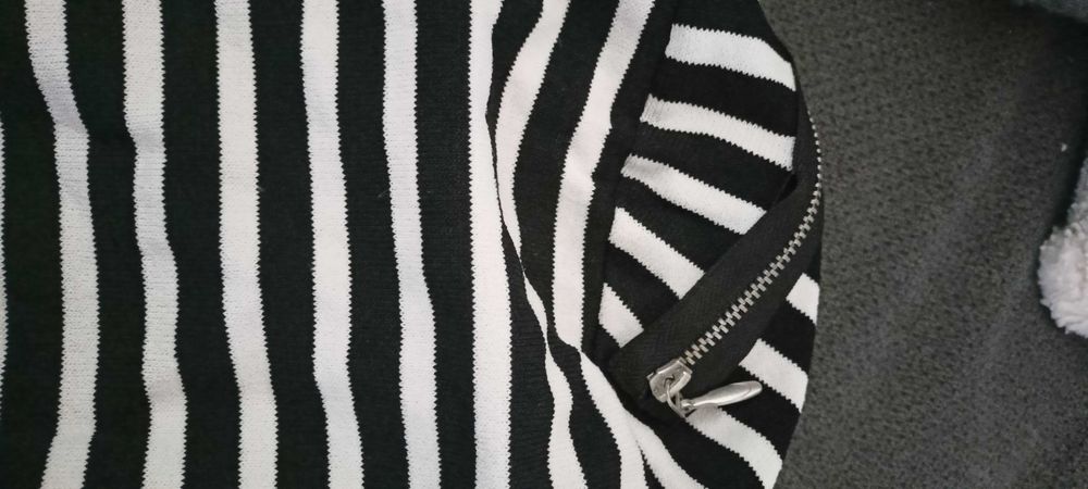 Czapka beanie w paski