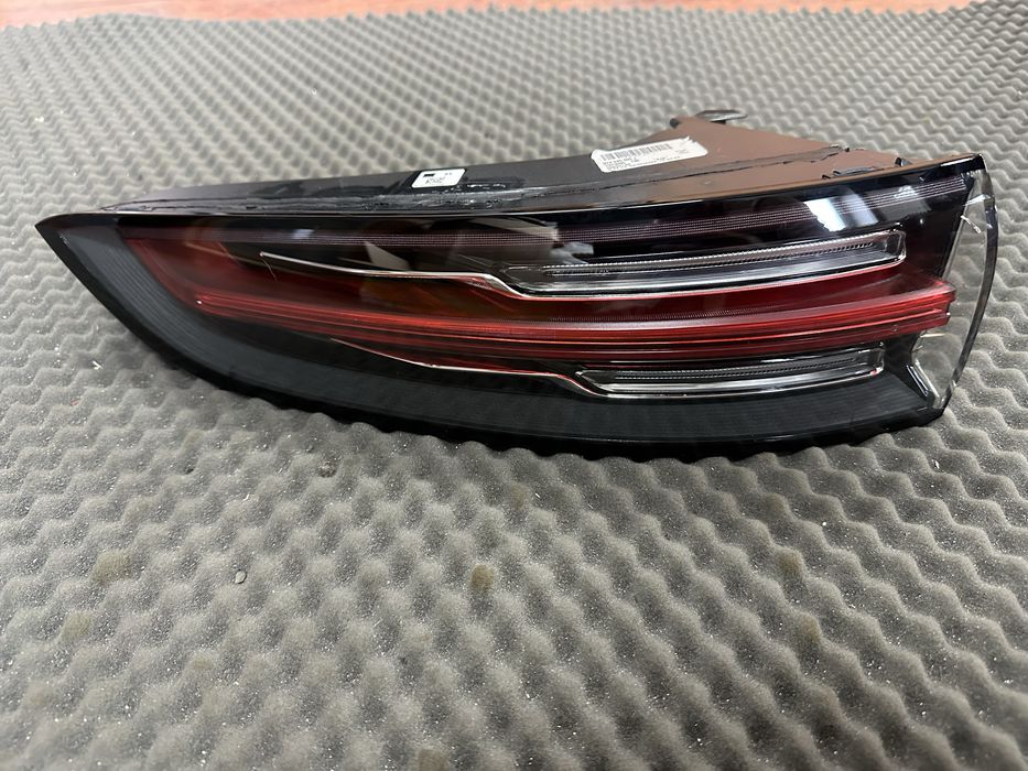 Lampa Porsche Cayenne 9Y0.945.096.J 9Y0.945.095.J