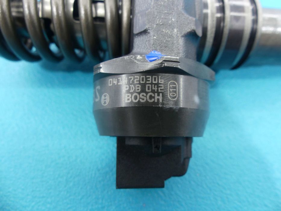 Форсунка Skoda Octavia VW B6 Seat 2.0 2,0 TDI 0414720306 038130073BK