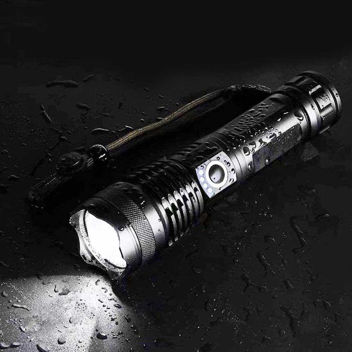 MOCNA Latarka taktyczna LED akumulator / baterie ładowanie USB ETUI