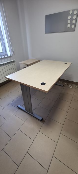 Biurko kontenerek fotel obrotowy