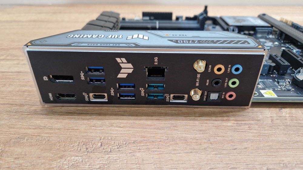 Płyta główna ASUS TUF GAMING Z790-PLUS WIFI lga1700 box gwarancj J1616